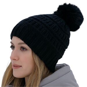 Treasure & Bond Chunky Knit Faux Fur Pom Beanie